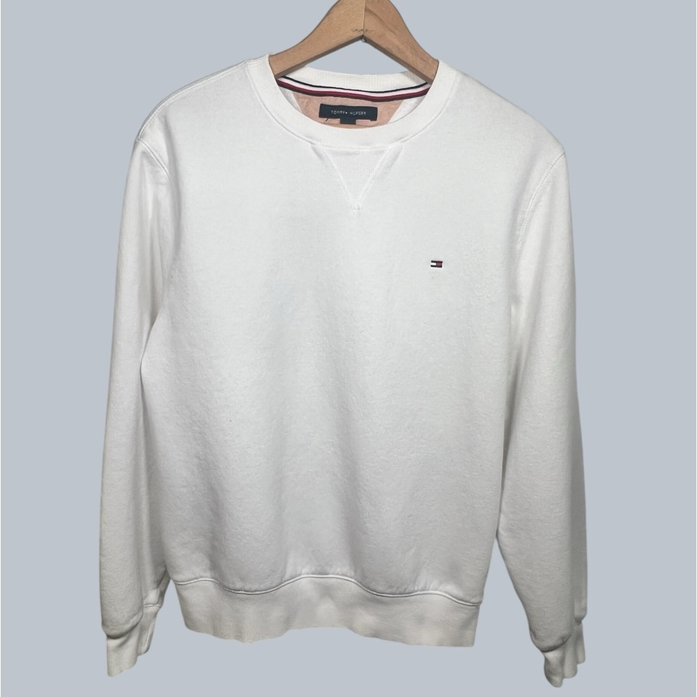 Tommy Hilfiger Classic White Crewneck Sweatshirt  - 2000’s, size M